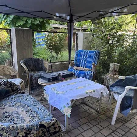 в одесі, біля моря та аркадії Apartment Odesa